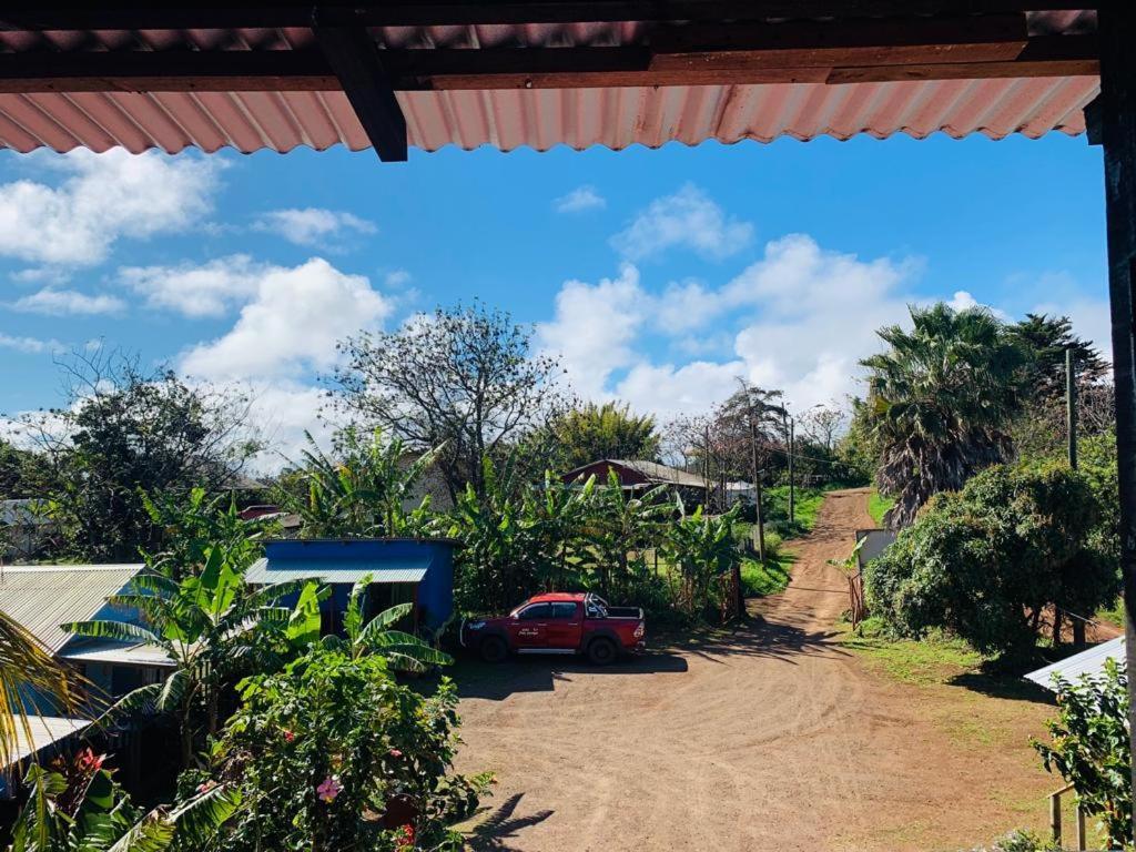 Auberge de jeunesse Pua Vaenga à Hanga Roa Extérieur photo